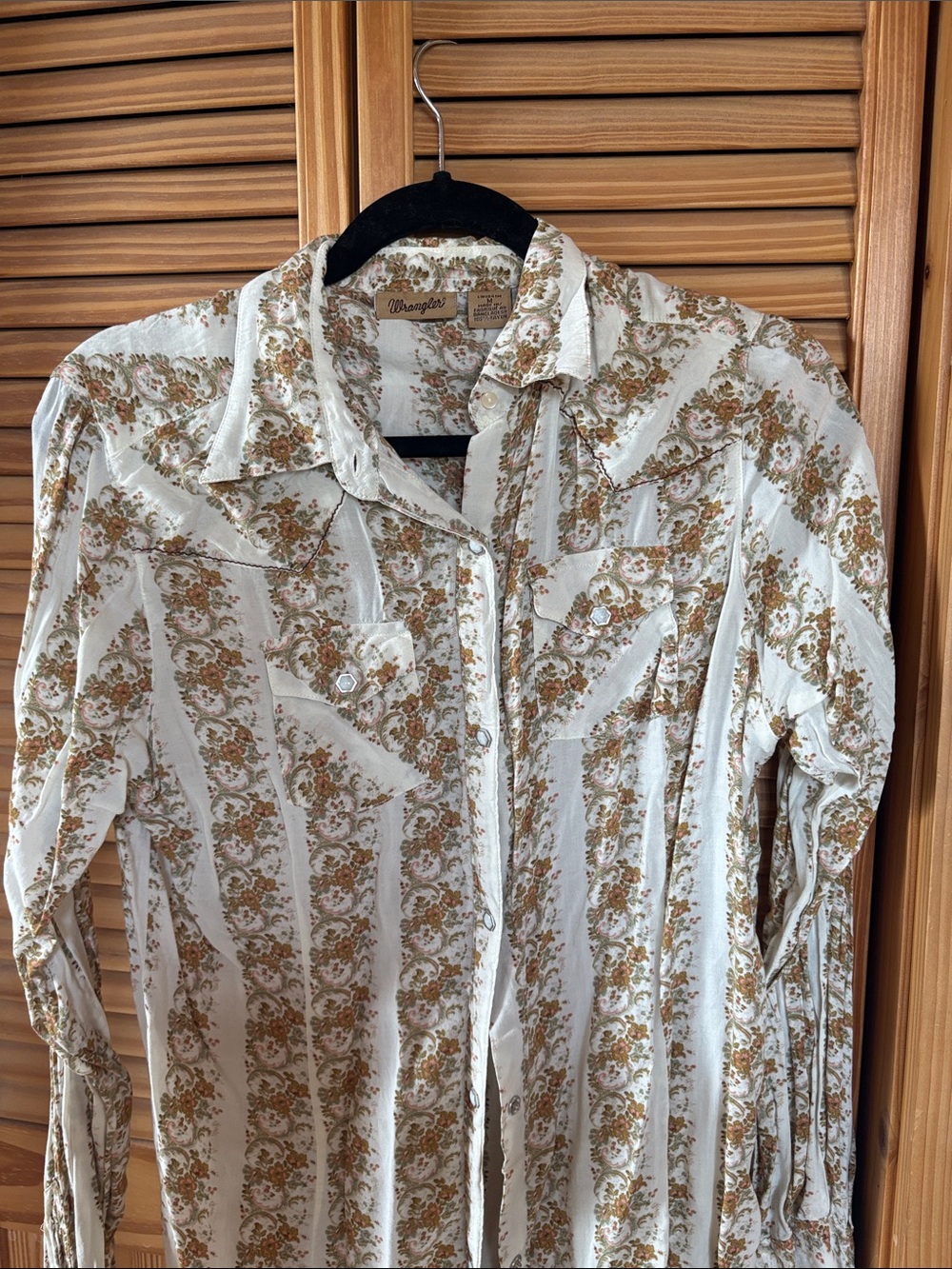 Wrangler Cream and Brown Floral Western Button-Down Shirt